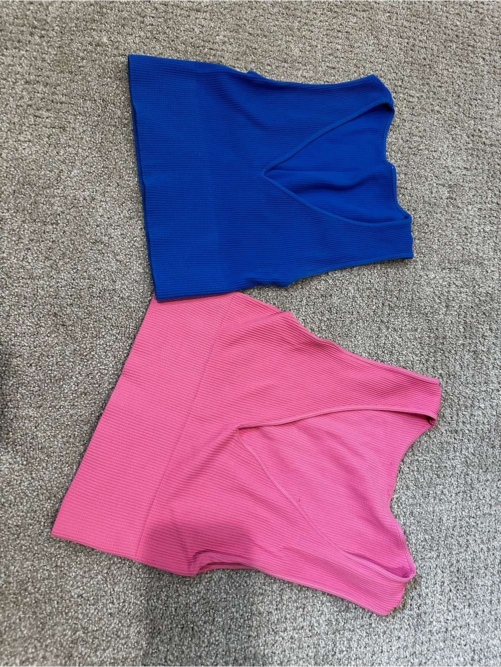 Women's Ribbed V-Neck Tank Top - Pink & Blue